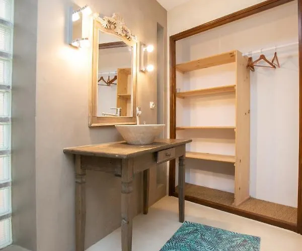 Maison Avec Jardin A 2mn Du Centre Perigueux